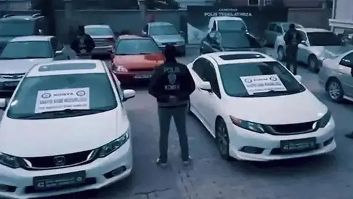 İstanbul'da Change Operasyonu! Gözaltına Alınan 22 Şüpheli Adliyeye Sevk Edildi