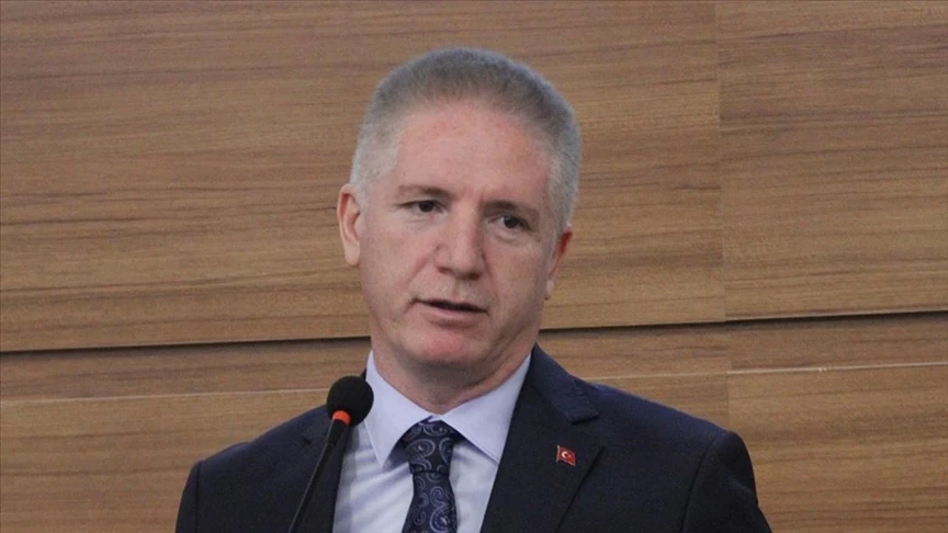 İstanbul Valisi Gül'den vatandaşlara “Yarın evde kalın” çağrısı