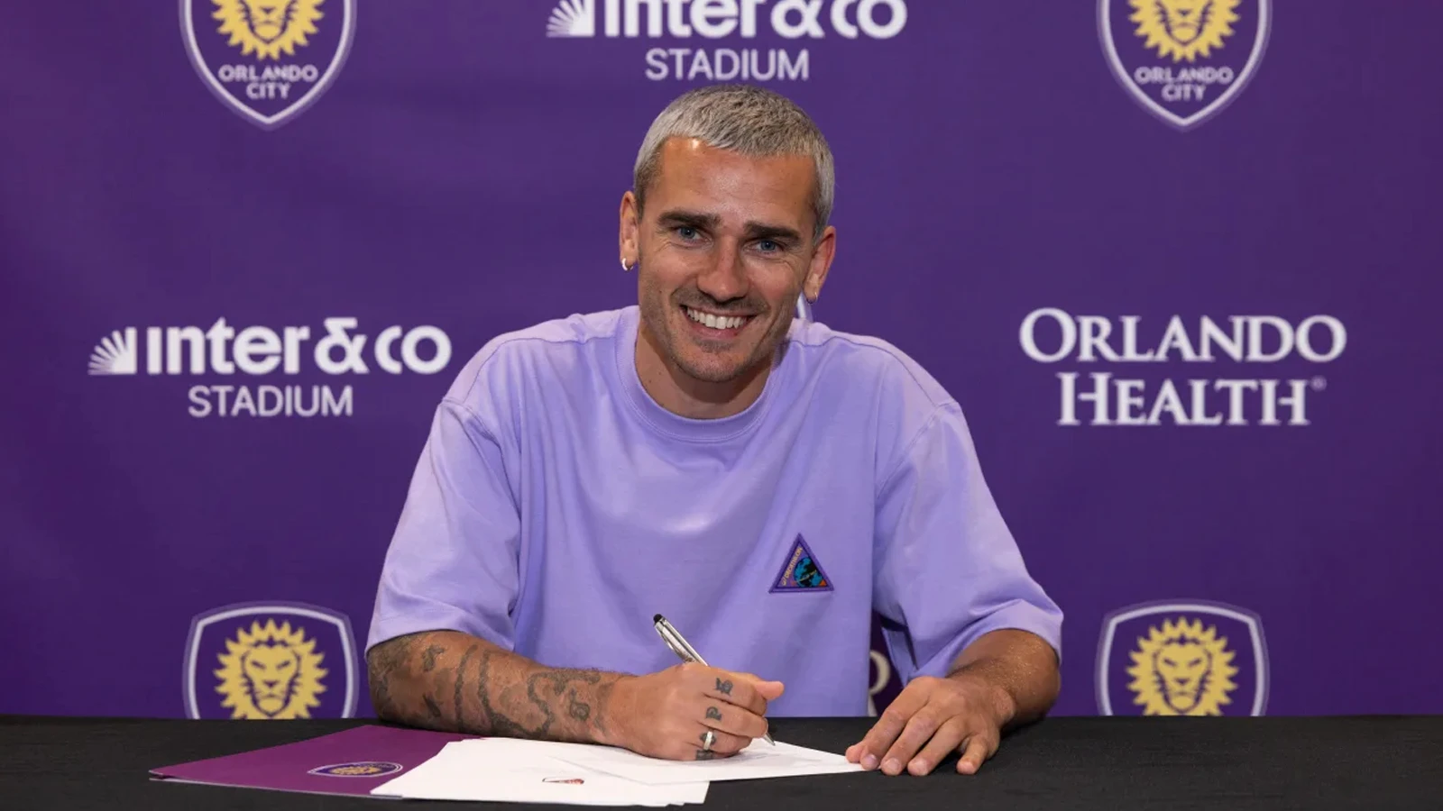 Atletico Madrid, Antoine Griezmann'ın ayrılığını resmen duyurdu