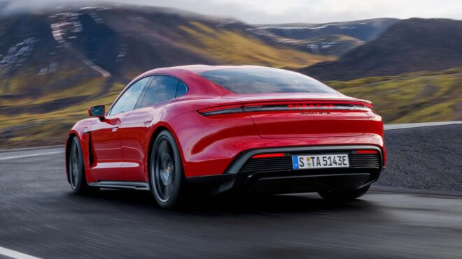 Porsche: “Taycan yakında emekliye ayrılmayacak”