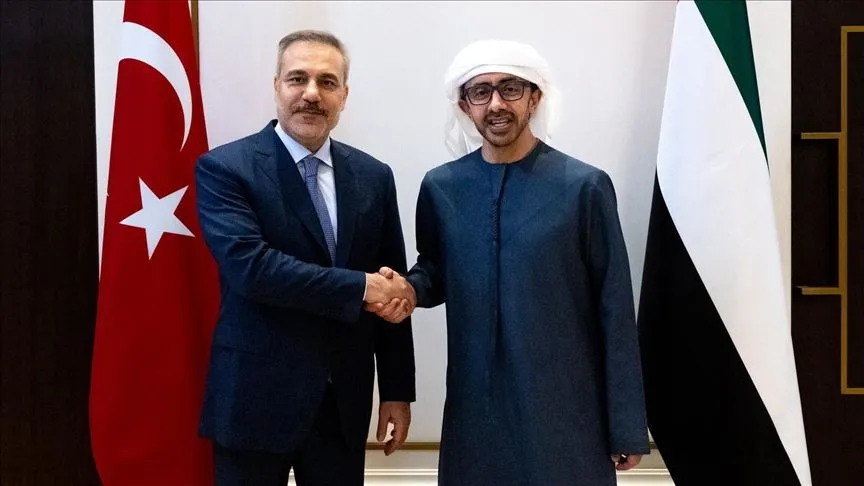 Dışişleri Bakanı Fidan, Abu Dabi'de BAE Devlet Başkanı Muhammed Bin Zayid ile görüştü