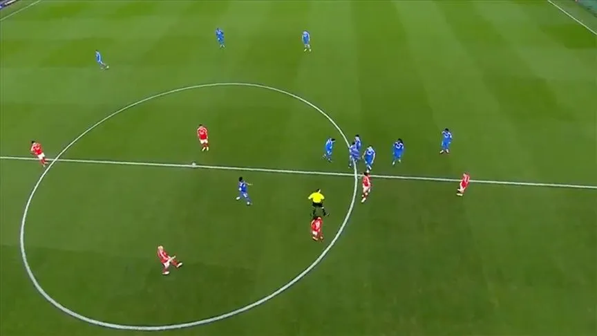 Benfica-Real Madrid maçı ırkçılık iddiasıyla 10 dakika durdu