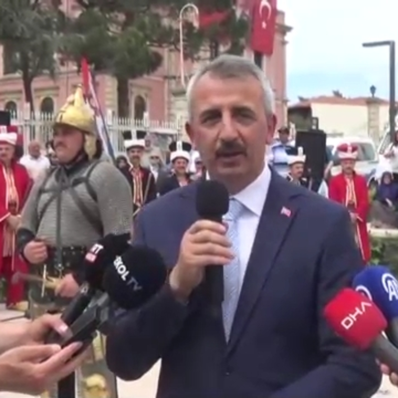 "İstanbul'un fethini Edirne'den başlatıyoruz"