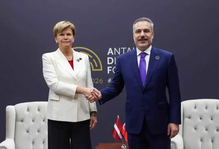 Dışişleri Bakanı Hakan Fidan, Letonyalı mevkidaşı Braze ile görüştü