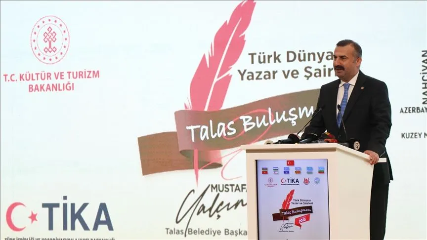 Türk dünyasından 48 şair ve yazar Kayseri'de buluştu