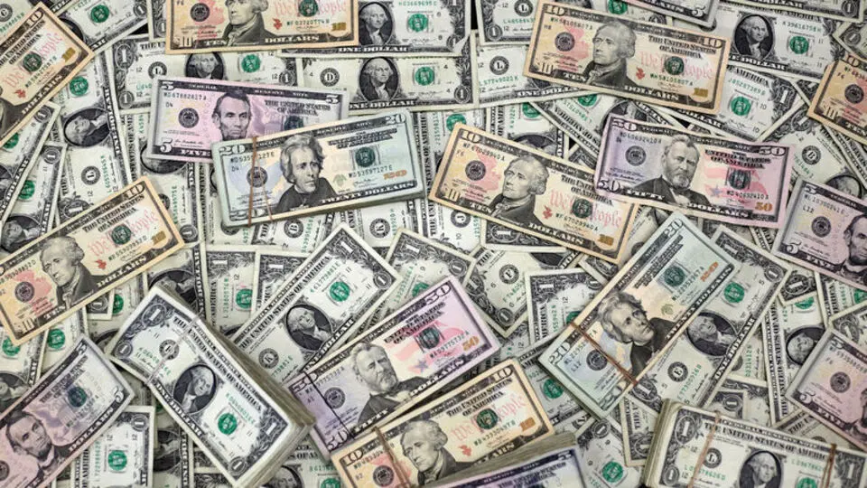 Hazine'nin eurobond ihracına 3 katı aşan talep