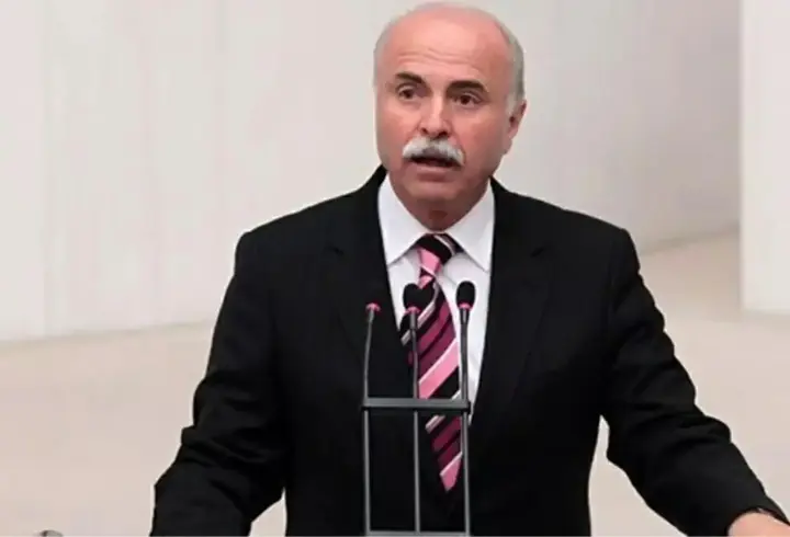 Otomobilin çarptığı eski milletvekili hayatını kaybetti