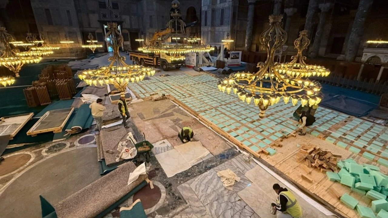 Vakıflar'dan “Ayasofya’ya kamyon sokuldu” açıklaması