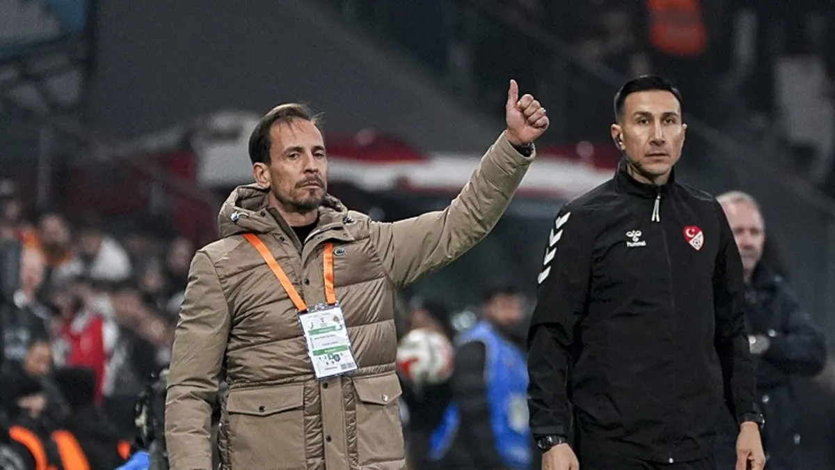 Corendon Alanyaspor Teknik Direktörü Joao Pereira: Kazanmaya yakın oluyoruz ama...