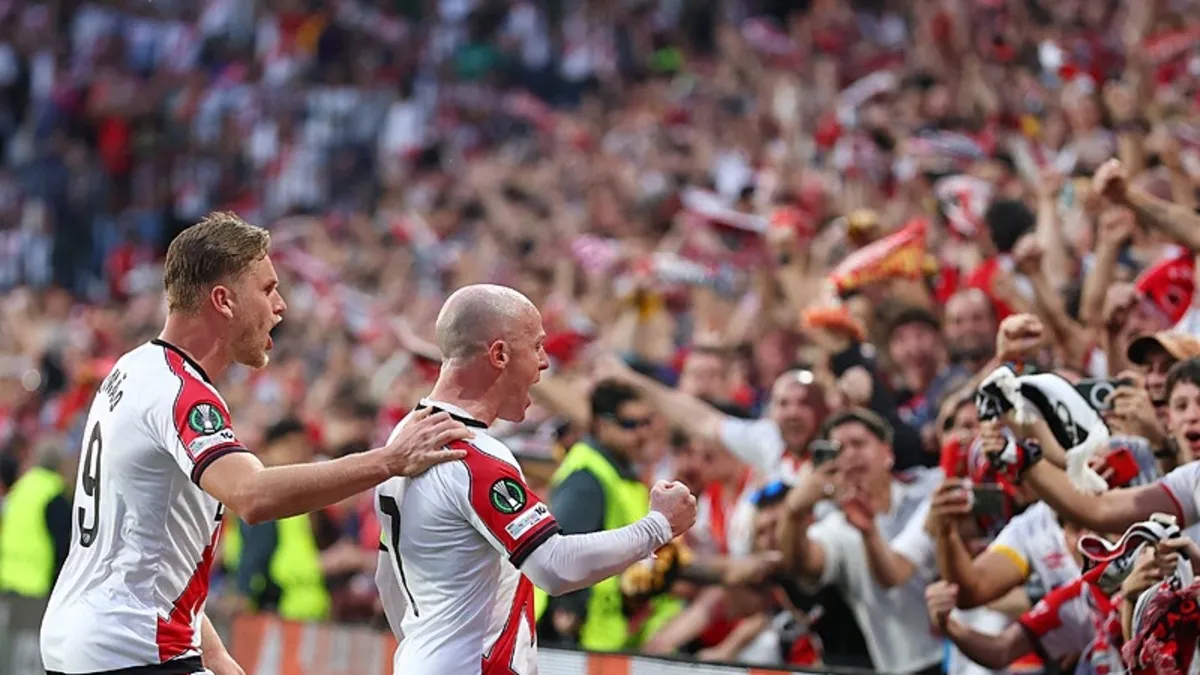 Rayo Vallecano evinde AEK Atina'yı farklı geçti!