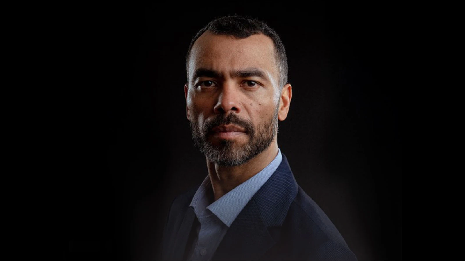 Ashley Cole, teknik direktörlüğe İtalya'da başladı