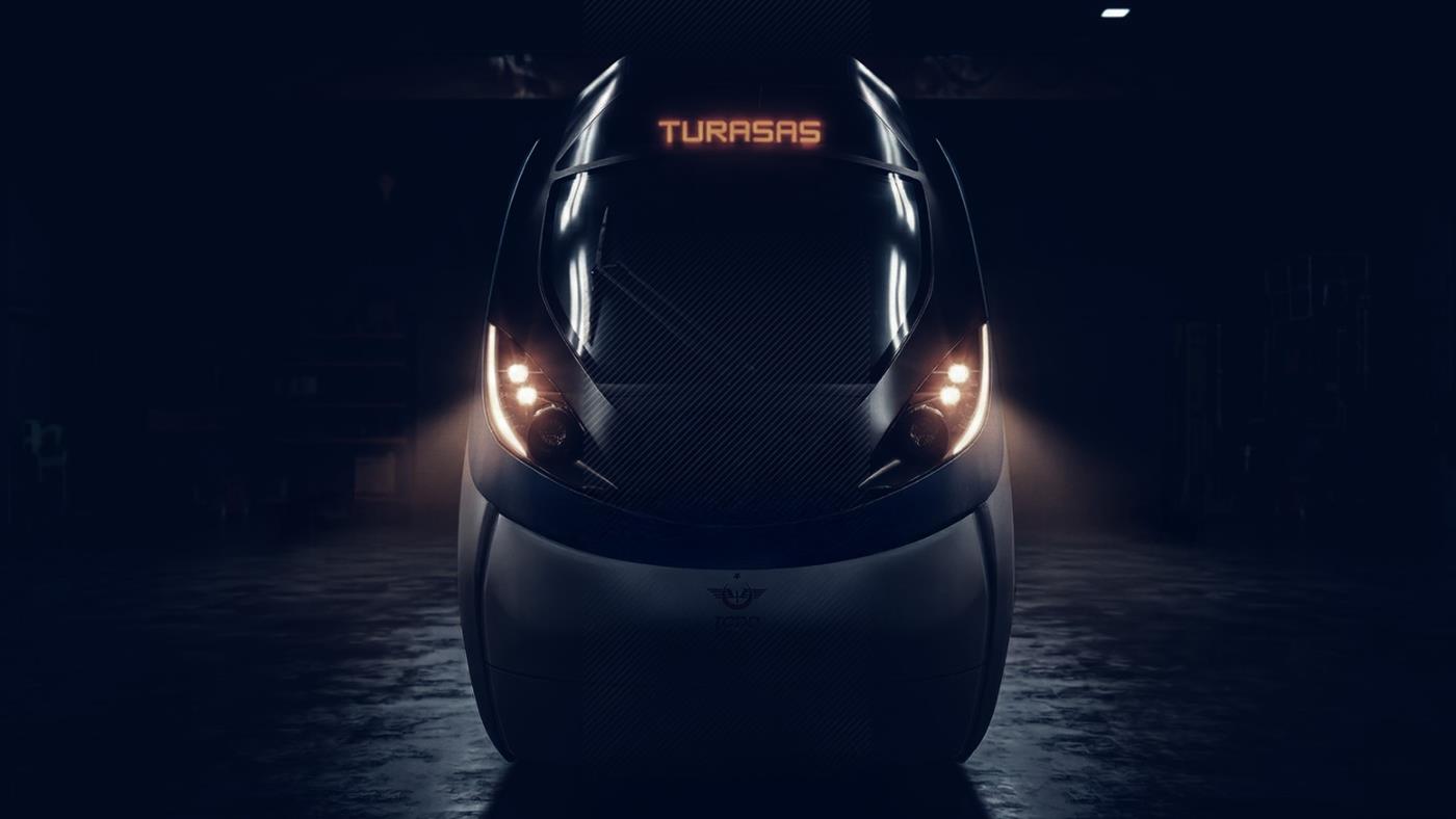 Türkiye’nin ilk milli elektrikli hızlı treni Cuma günü raylara iniyor