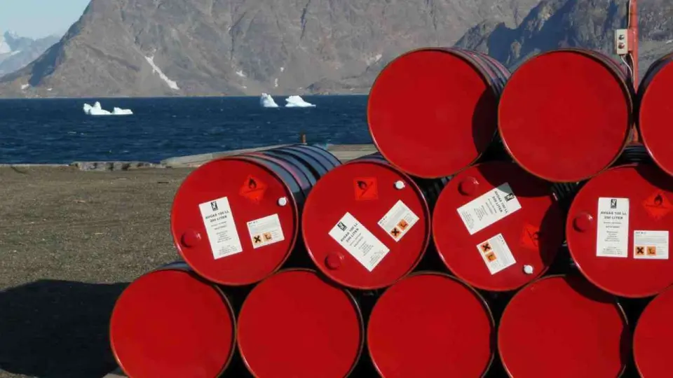 ABD'nin ticari ham petrol stoklarında 2,3 milyon varillik düşüş