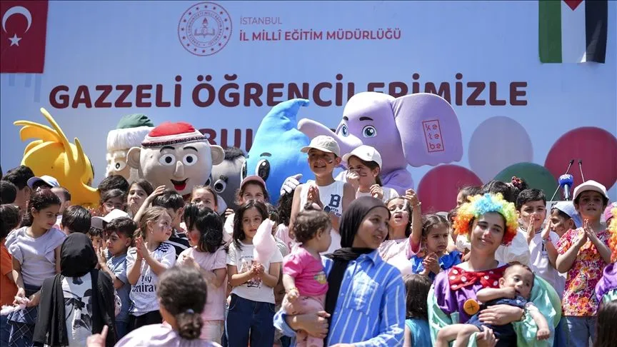 İstanbul'da Gazzeli öğrenciler için çocuk şenliği düzenlendi