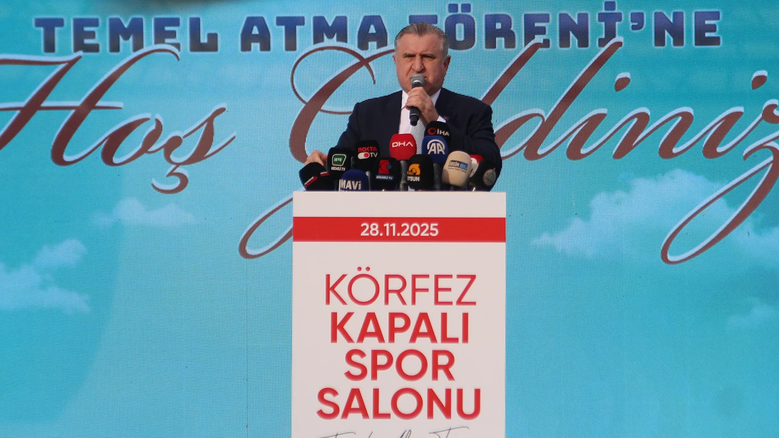 Bakan Bak duyurdu: 180 bin yatak kapasitesini 1 milyon 5 bine getirdik