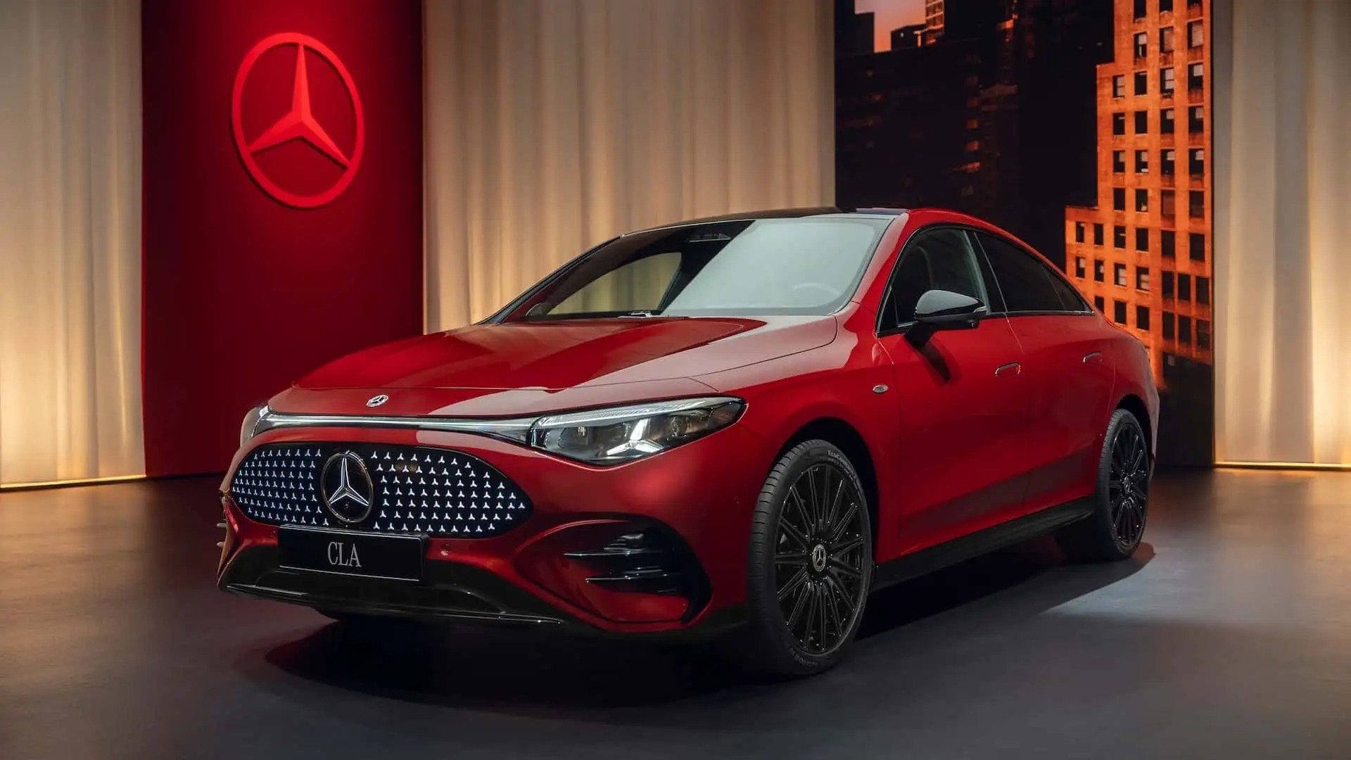 Mercedes Şarj Ağı için En Yakıt ile Anlaştı