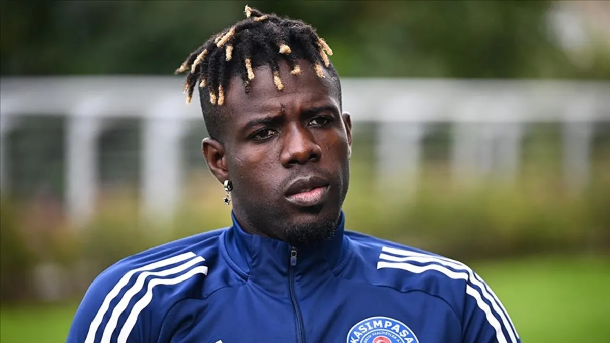 Pape Habib Gueye, Premier Lig hedefiyle sahaya çıkıyor!