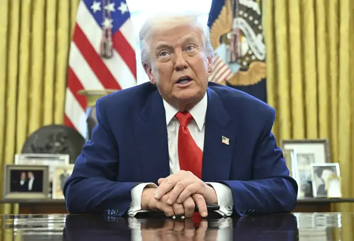Trump su kısıtlamalarını kaldırıyor: "Güzel saçlarıma iyi bakmak için..."