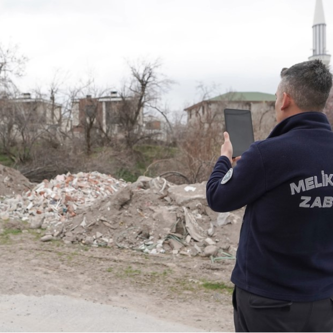 Melikgazi'de hafriyat ve moloz atığına ceza uyarısı
