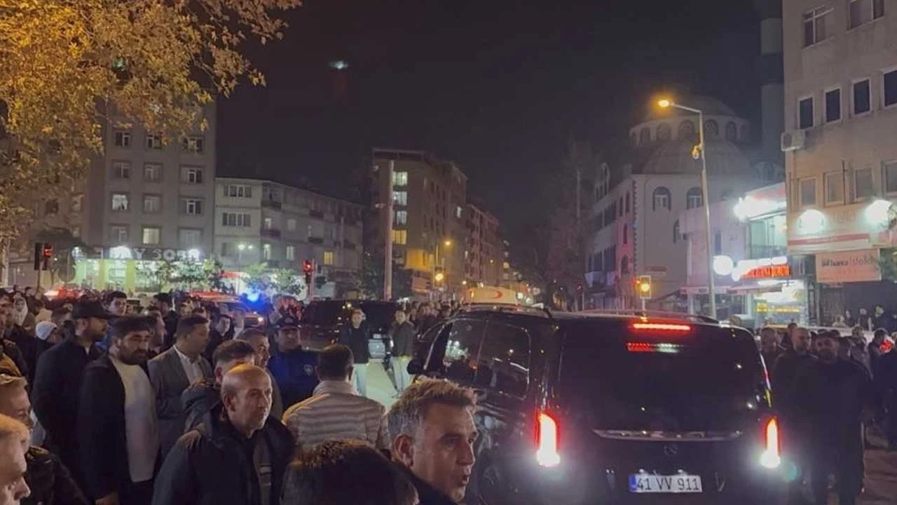 Gebze'de bir binada daha kolonlar çatladı! Oturanlar tahliye edildi