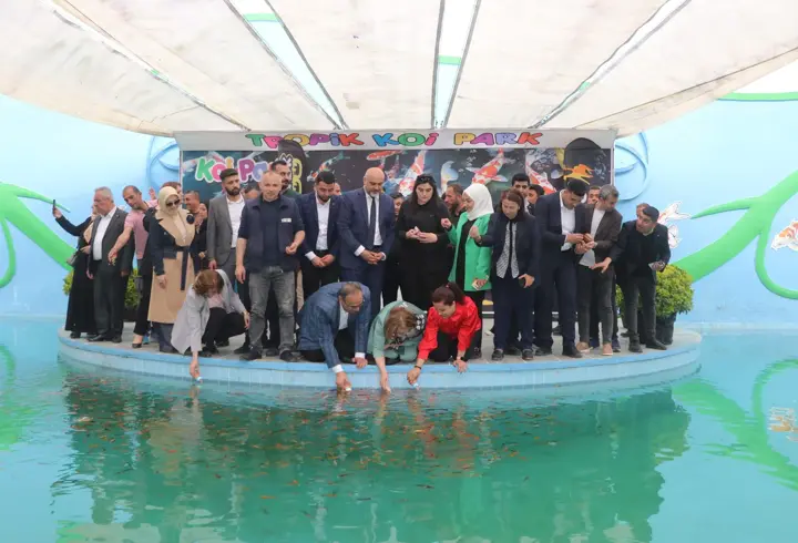 Gaziantep Hayvanat Bahçesi'nde Tropikal Koi Parkı Açıldı