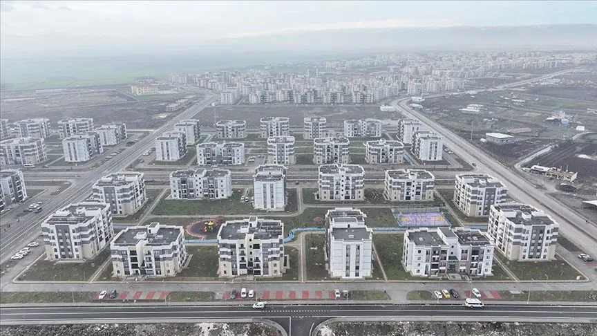 Diyarbakır'da depremzedeler yapılan konutlarda güvenle oturuyor