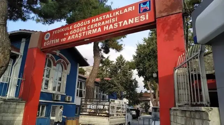 Yedikule Hastanesi'de bıçak parası davasında tutuklu kalmadı