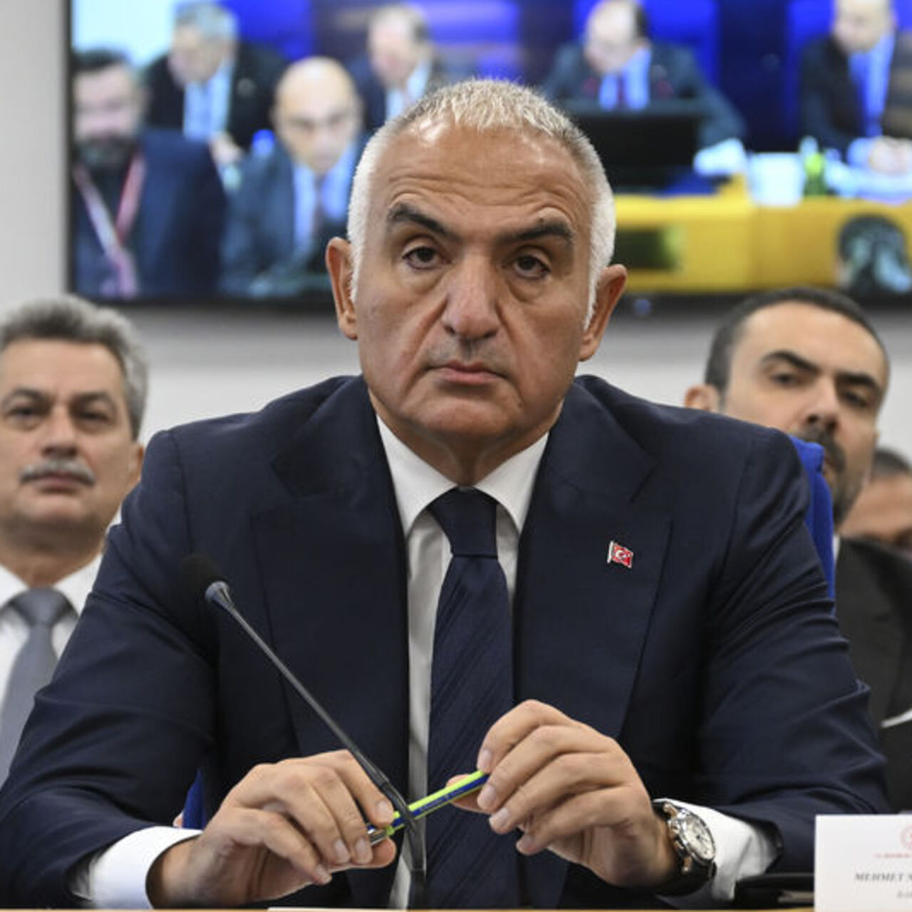 "Bakanlığın bir oteli açma ve kapatma yetkisi yok"