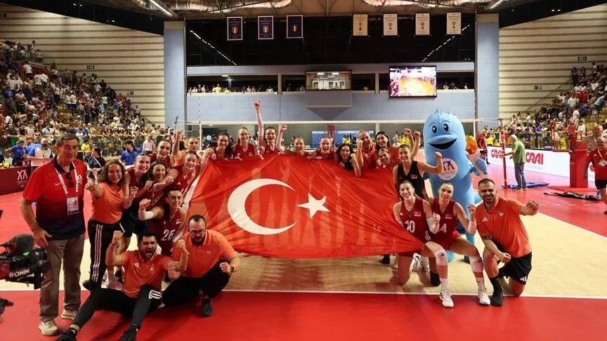Kadın Milli Voleybol Takımı, İtalya'yı yenerek şampiyonluğa ulaştı