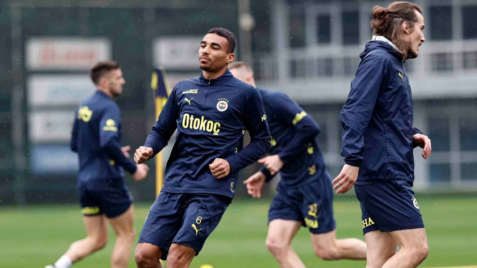Fenerbahçe, Galatasaray derbisinin hazırlıklarını tamamladı