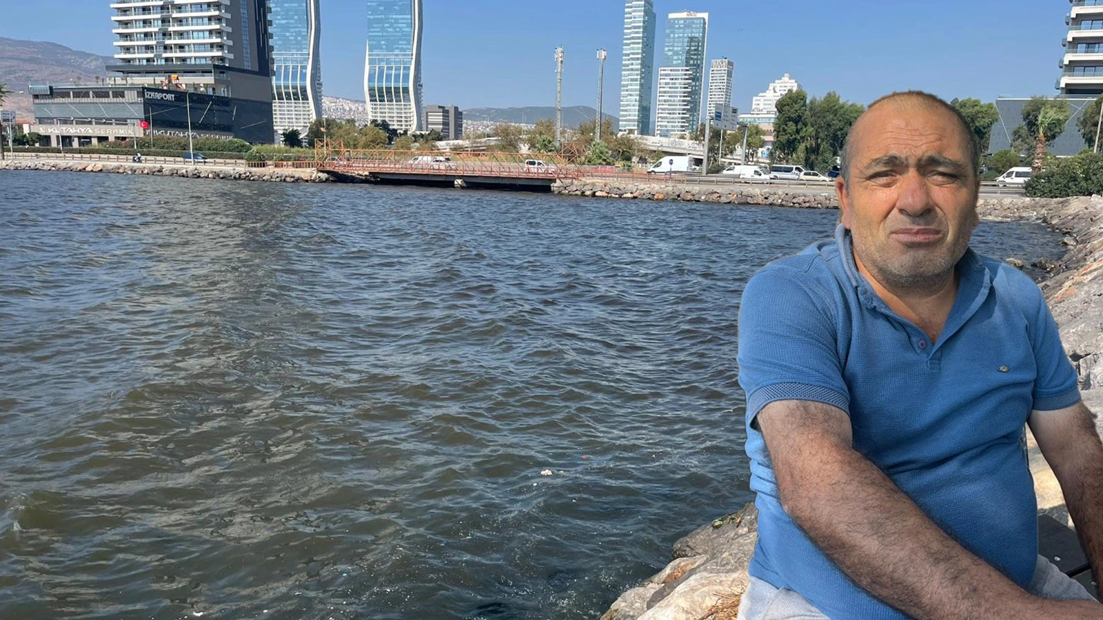 İzmir Körfezi’nde kabus geri döndü! Vatandaşlar sahile inemedi