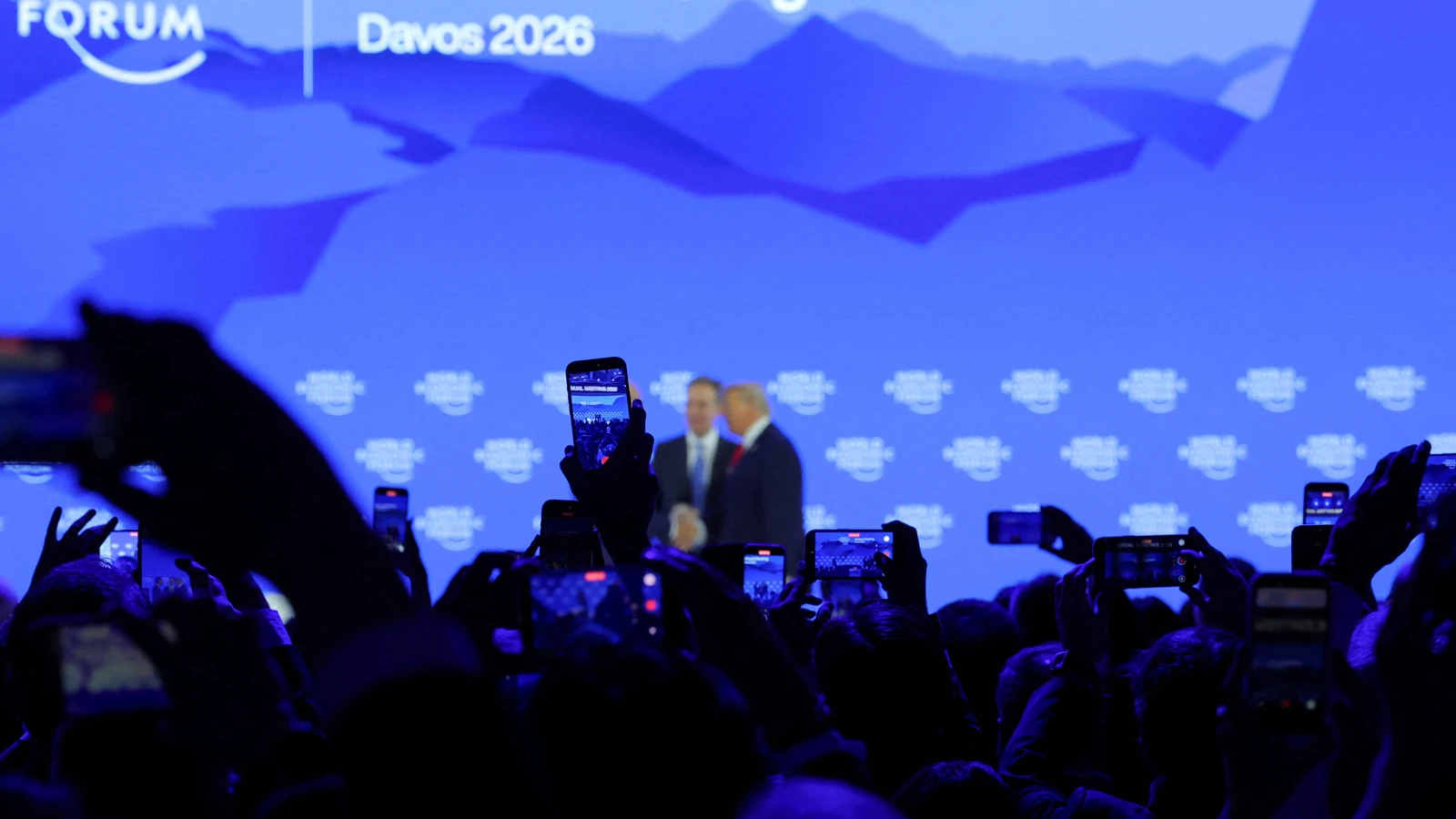 Davos'a giden milyarderler Trump biletiyle dolandırıldı