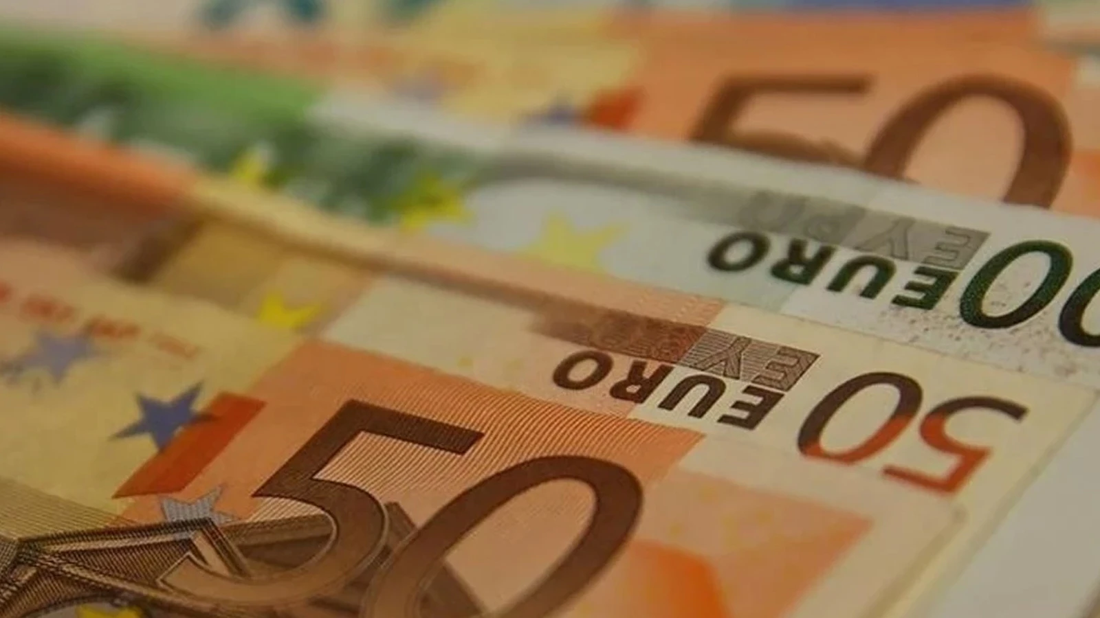 Bir eşik daha aşıldı; Euro 50 TL’yi aştı