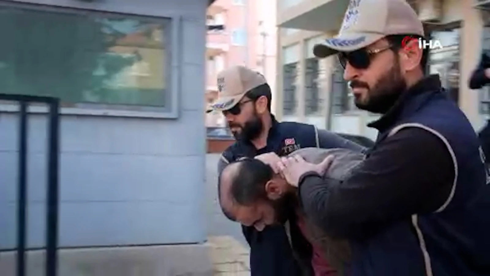 Mersin'de bir kişi Cumhurbaşkanına hakaretten tutuklandı