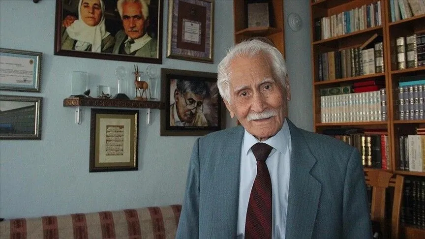 Türk Şiirinde Aşkın Ve Mistik Duyuşun Sesi: Bahaettin Karakoç