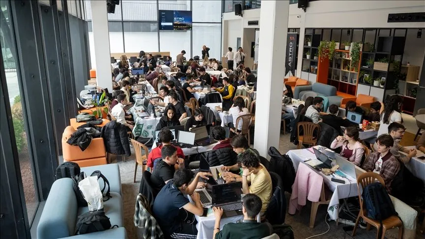 Gençleri uzayla buluşturan "TUA Astro Hackathon" 37 şehirde başladı
