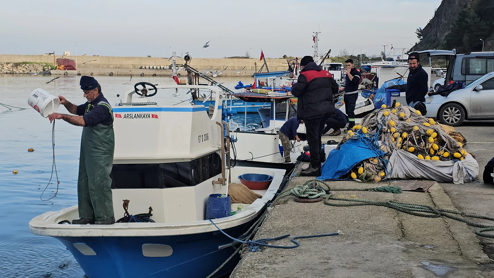 Balıkçılar Karadeniz'de umduklarını bulamadı; hamsi dışında çeşit yok