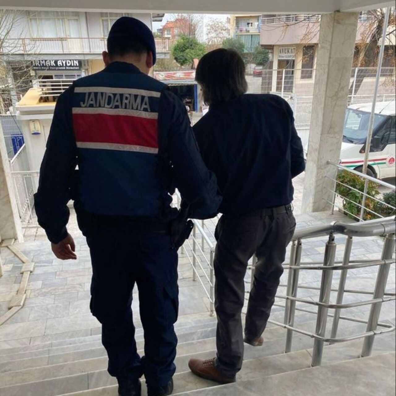 Manisa'da firari FETÖ hükümlüsü yakalandı