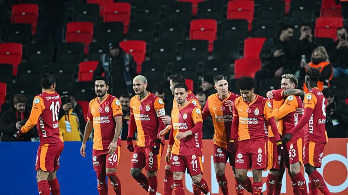 Galatasaray-Trabzonspor Süper Kupa maçı golleri izleyin