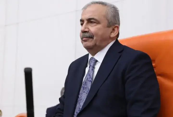 Sırrı Süreyya Önder kimdir? Terörsüz Türkiye sürecinde bu sözleri akılda kaldı