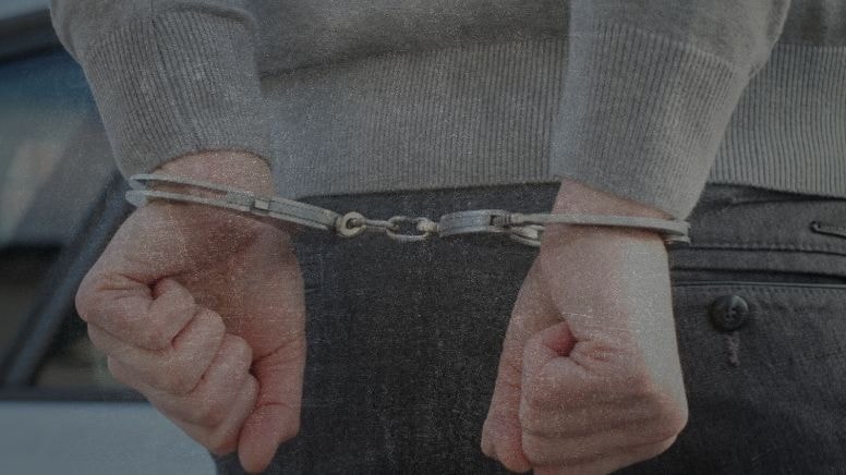 Yolcu otobüsünde kaçak sigara bulundu Şoför gözaltında