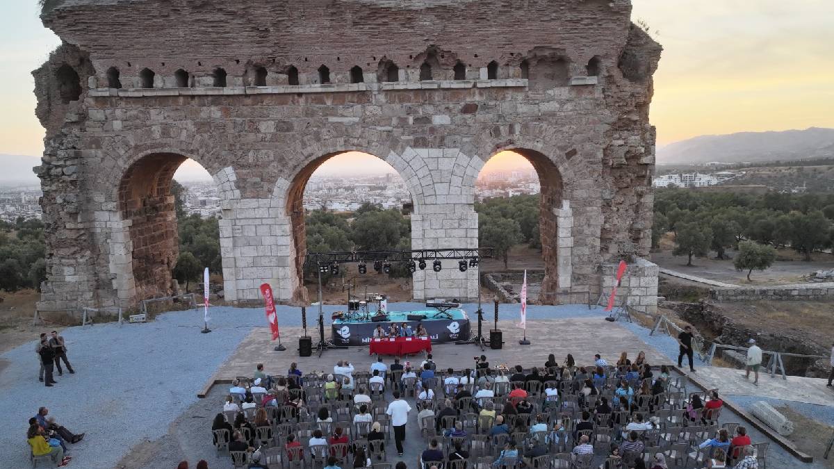 Efeler’in Tarihi Mirası Tralleis Uluslararası Festivalle Buluşuyor