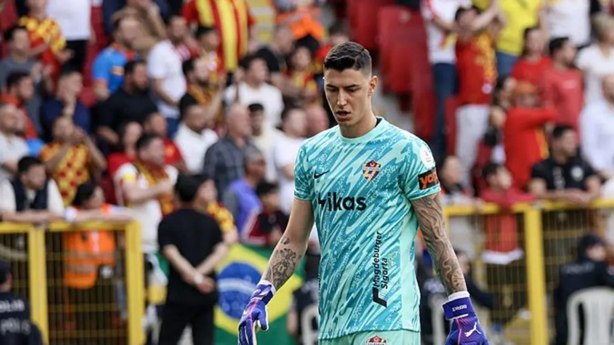 Berke Özer’e Premier Lig kancası! Galatasaray’a transferde rakip çıktı