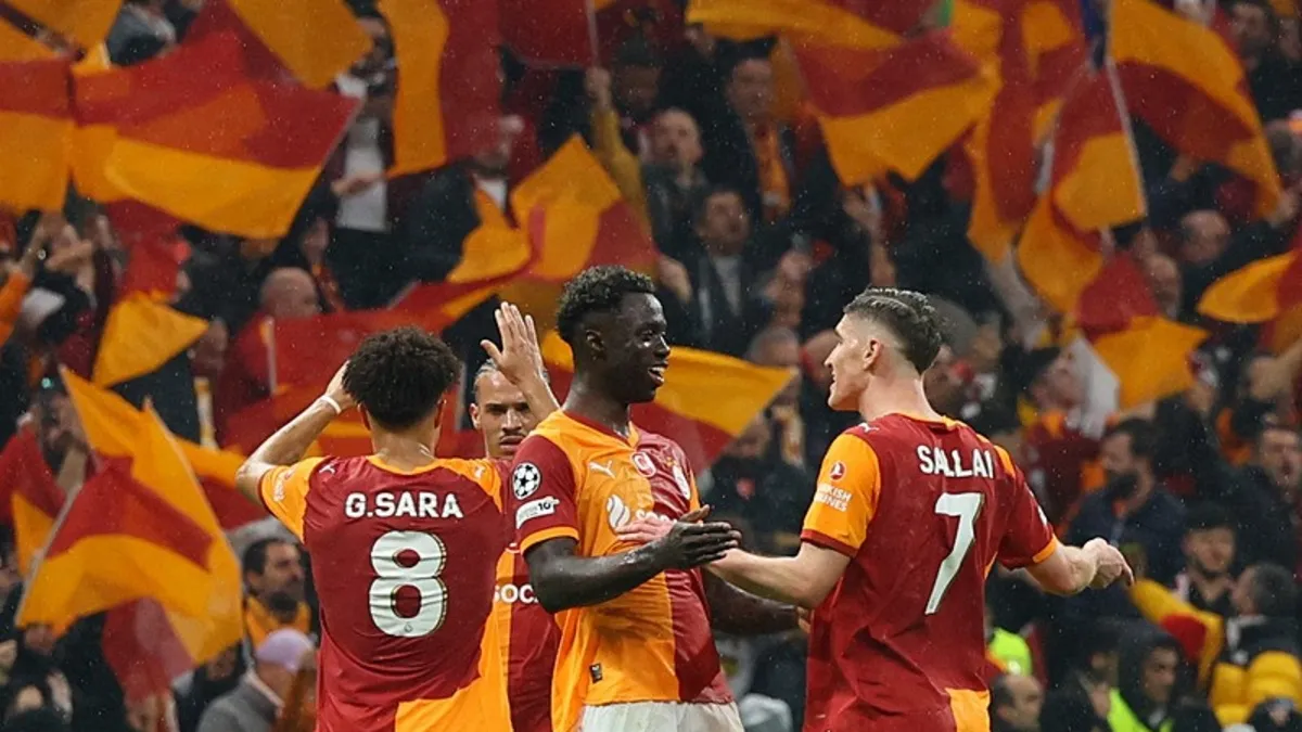 Galatasaray'dan Sara ve Davinson haftanın 11'inde!