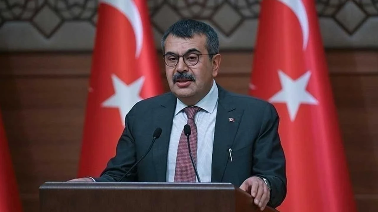 Milli Eğitim Bakanı Yusuf Tekin'den "kayıt parası" açıklaması
