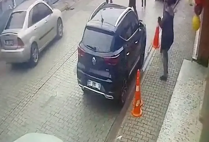 Öğretmene silahla saldıran veli: Herkesin çocuğu kendine kıymetli