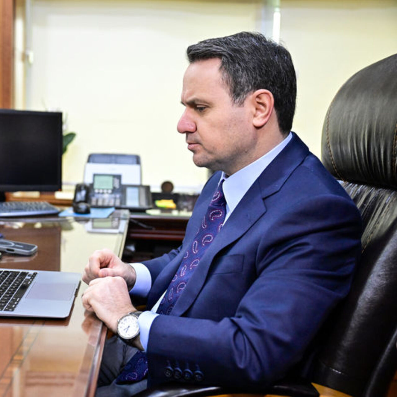 Gürlek'in evinin önünde bulunan 2 kişi gözaltında