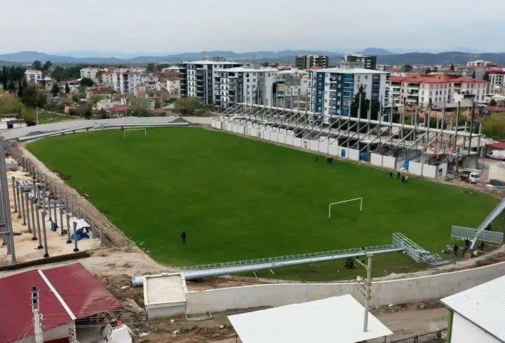 Osmaniye’de 7 Ocak Stadyumu inşaatı yüzde 35’e ulaştı