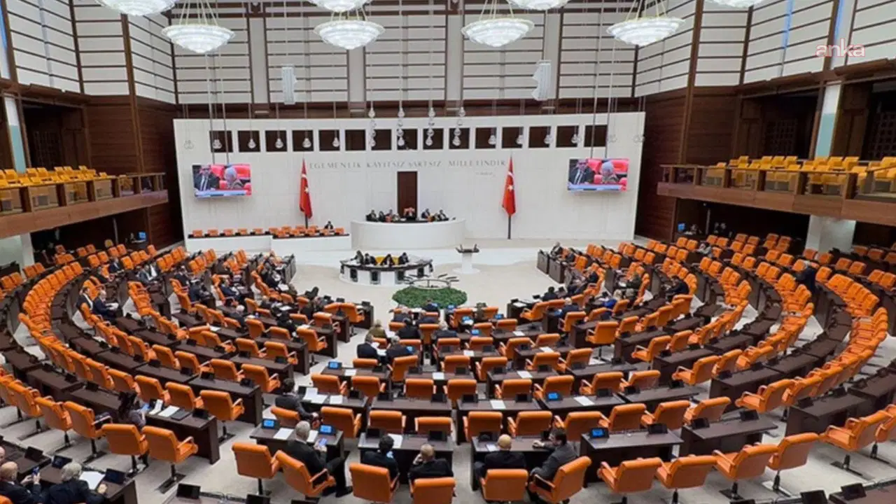 TBMM'de Fon Krizinin Araştırılmasına AKP Ve MHP'den Ret