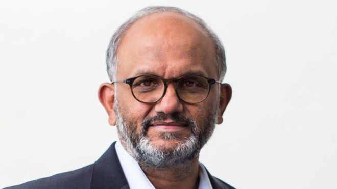 Adobe CEO’su Shantanu Narayen, 18 yılın ardından görevinden ayrılıyor